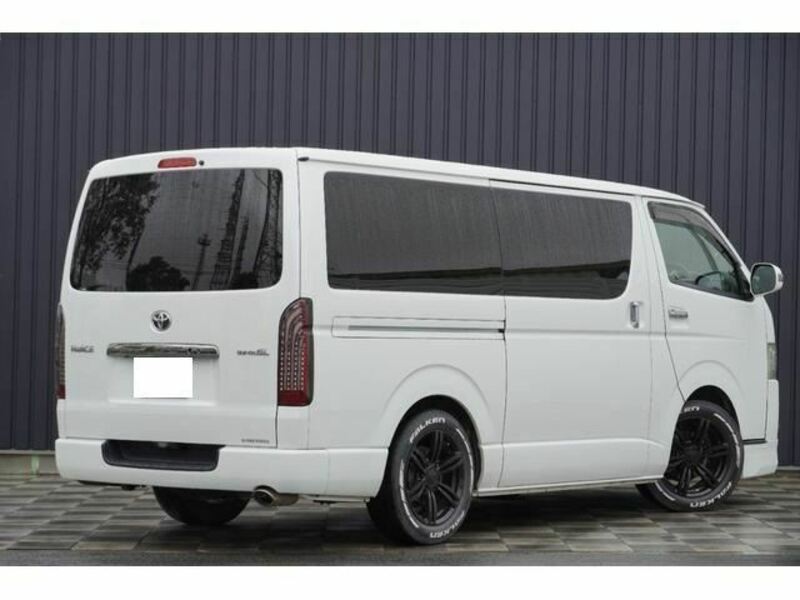 HIACE VAN-1