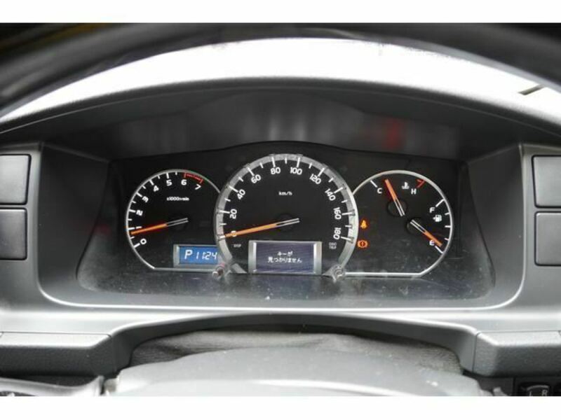 HIACE VAN-12