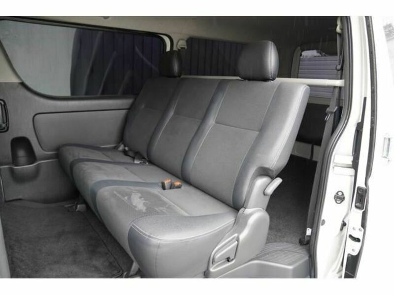 HIACE VAN-29
