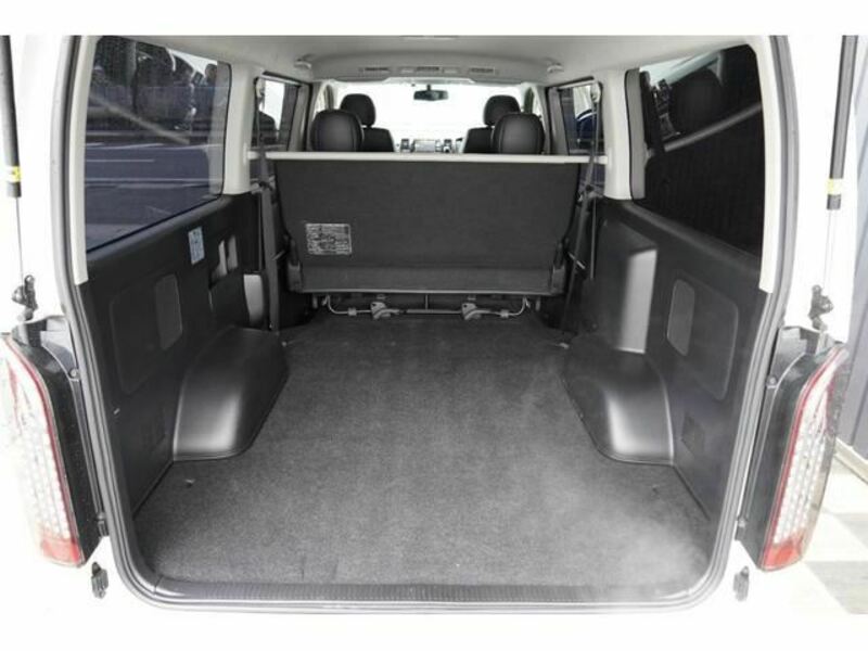 HIACE VAN-30