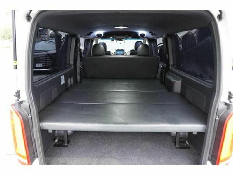 HIACE VAN-9