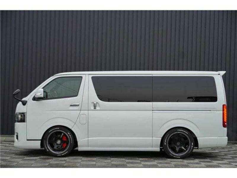 HIACE VAN-46