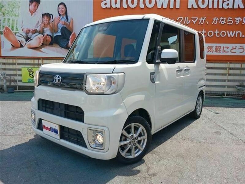 TOYOTA PIXIS MEGA