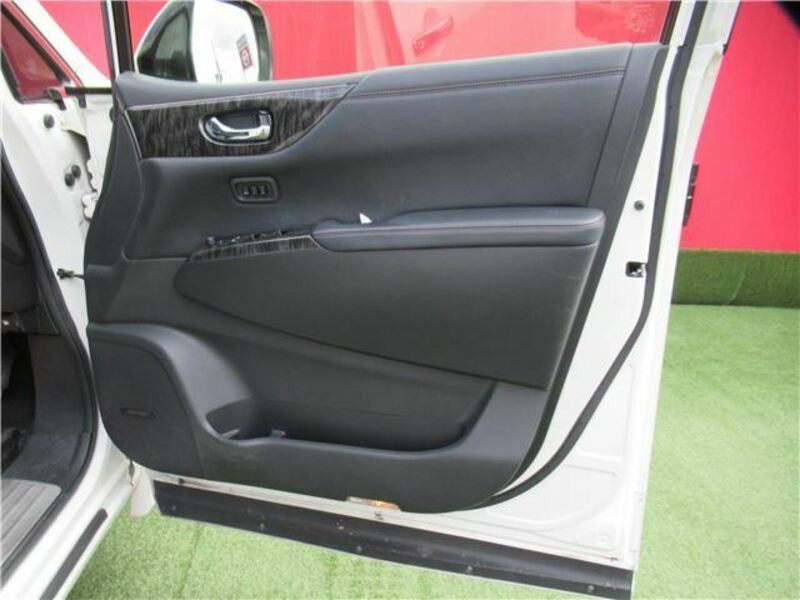 ELGRAND-36