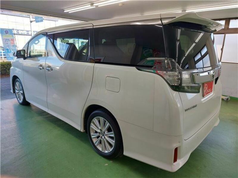 VELLFIRE-9