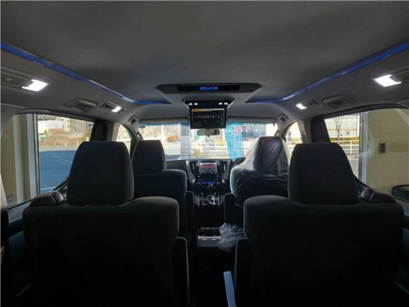 VELLFIRE-15