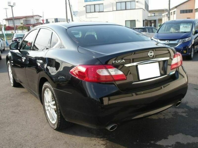 FUGA HYBRID-3