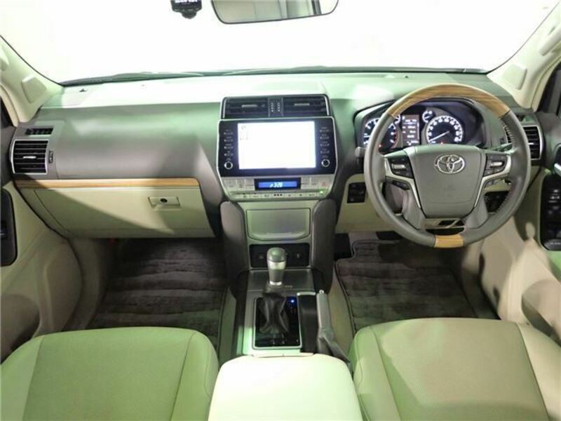 LAND CRUISER PRADO-2