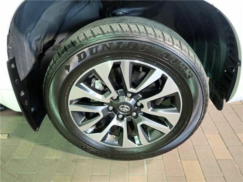 LAND CRUISER PRADO-6