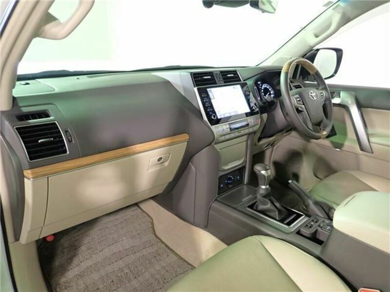 LAND CRUISER PRADO-22