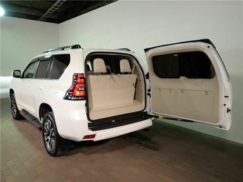 LAND CRUISER PRADO-33