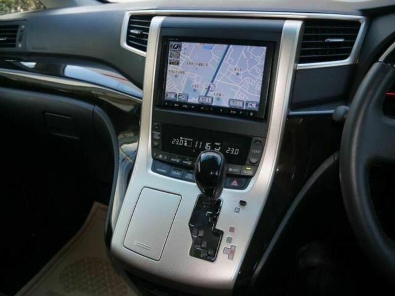 ALPHARD-11