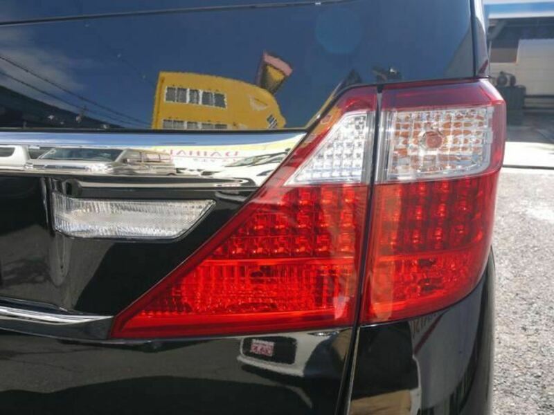 ALPHARD-22