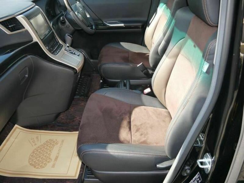 ALPHARD-26
