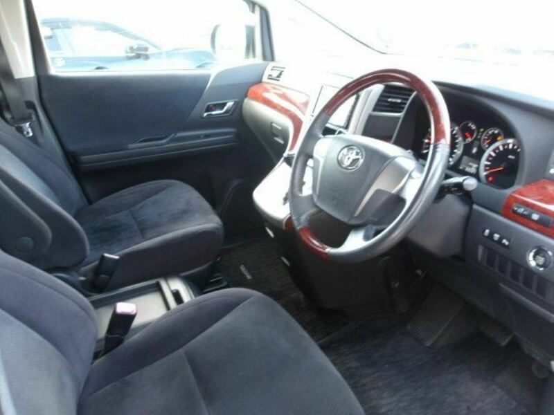 VELLFIRE-6