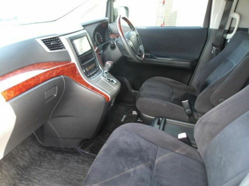 VELLFIRE-7