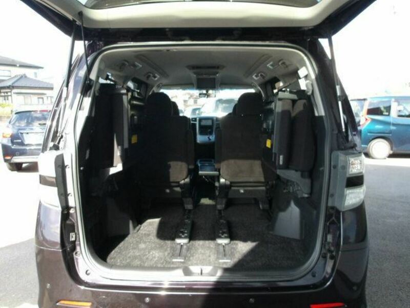 VELLFIRE-14