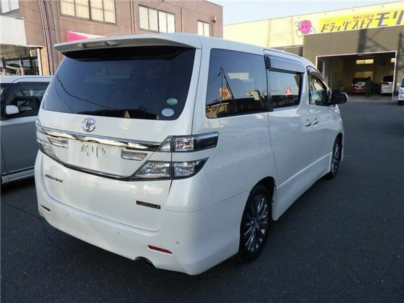 VELLFIRE