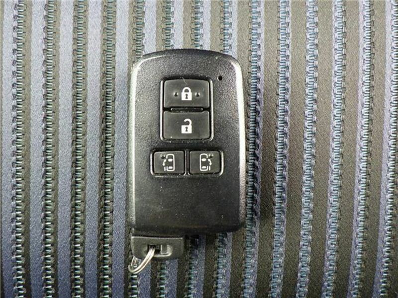 VOXY-11