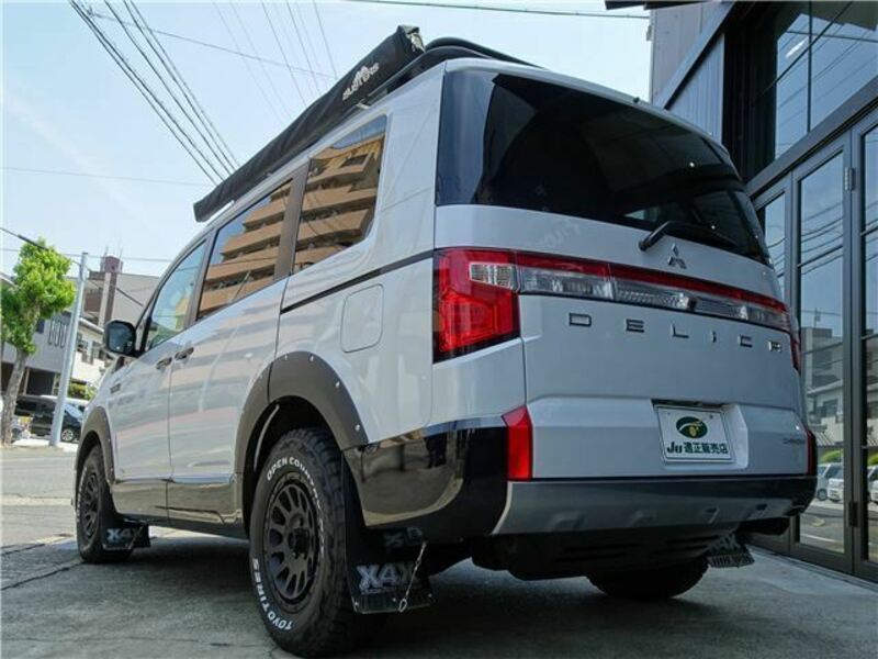 DELICA D5