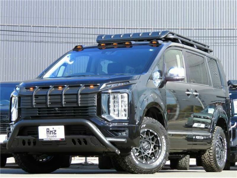MITSUBISHI DELICA D5