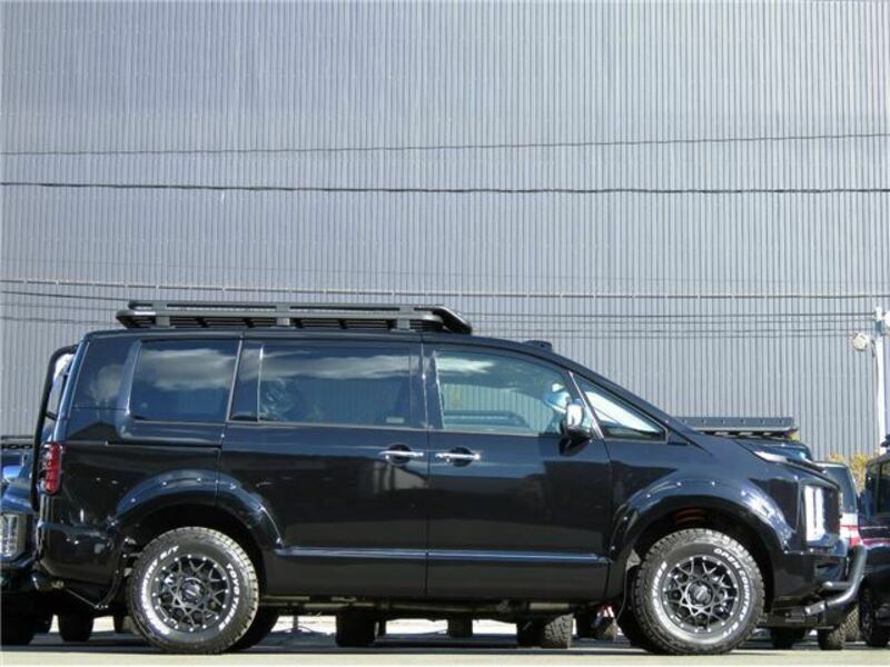 DELICA D5