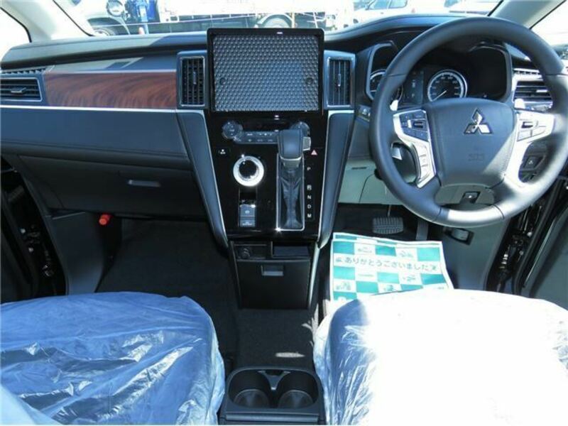 DELICA D5