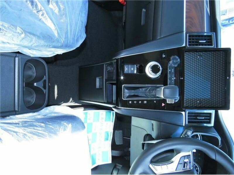 DELICA D5