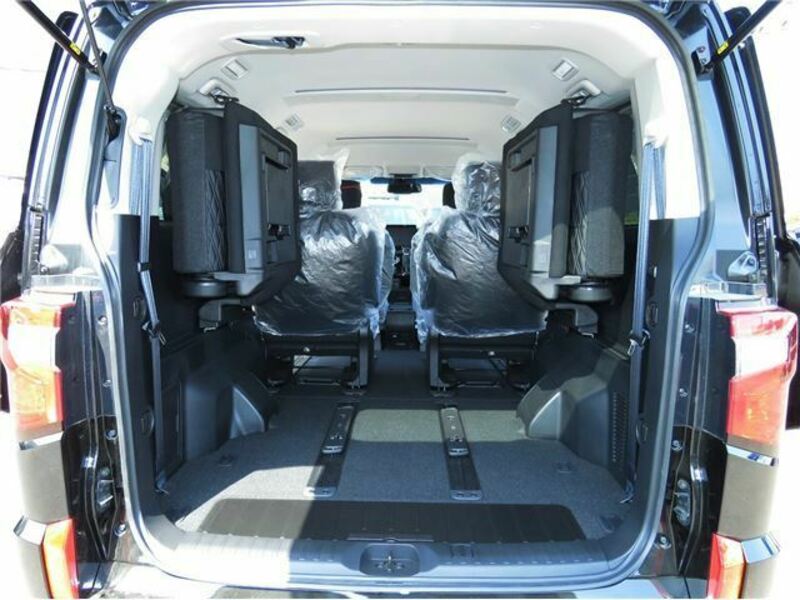 DELICA D5