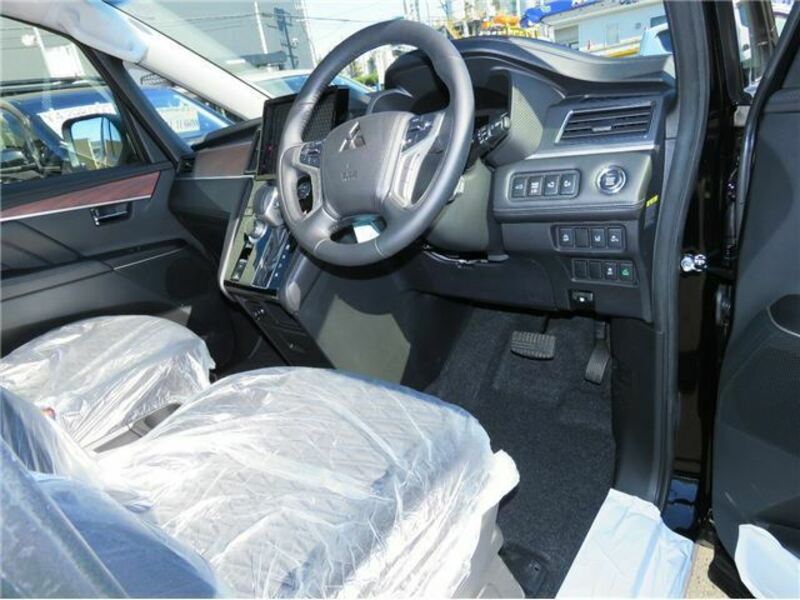 DELICA D5