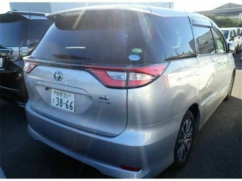 ESTIMA HYBRID-1