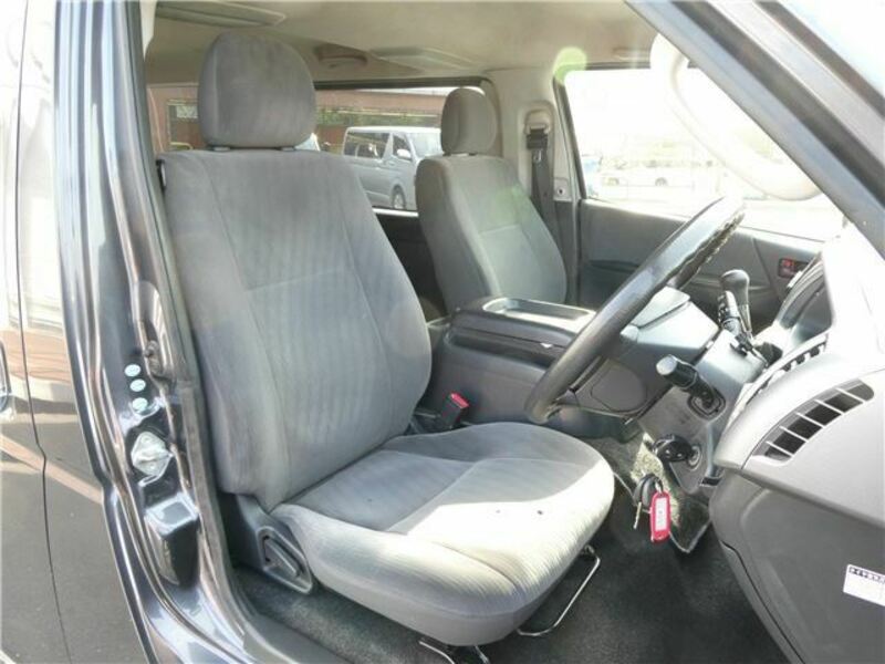 HIACE-4