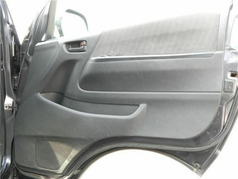 HIACE-21