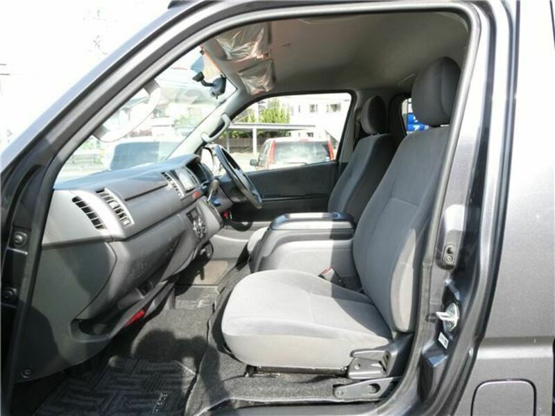 HIACE-26