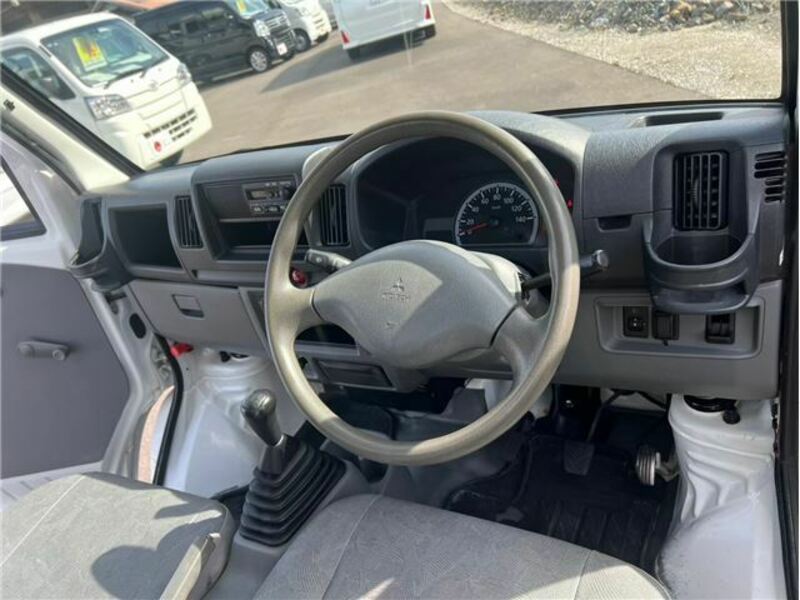 MINICAB TRUCK-25