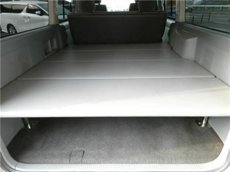 HIACE-19