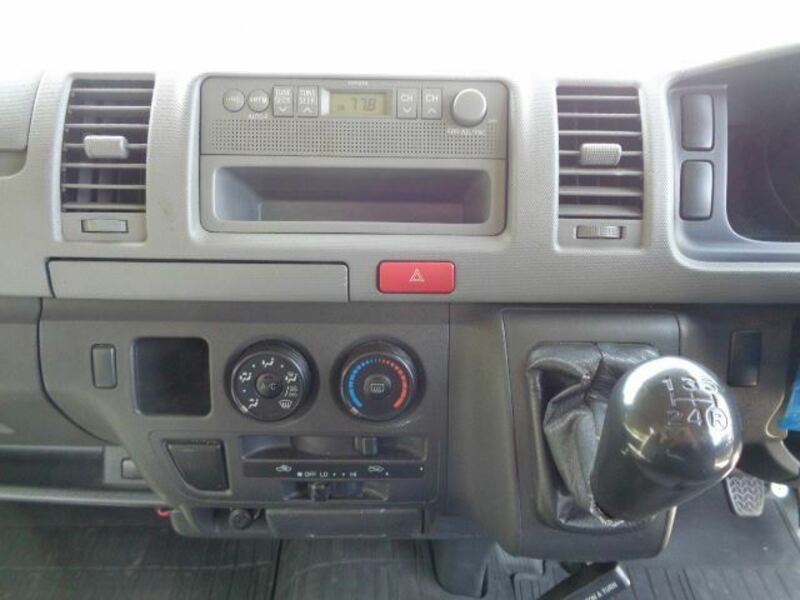 HIACE VAN
