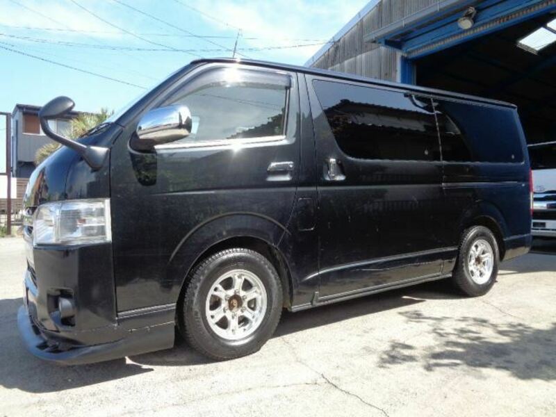 HIACE VAN