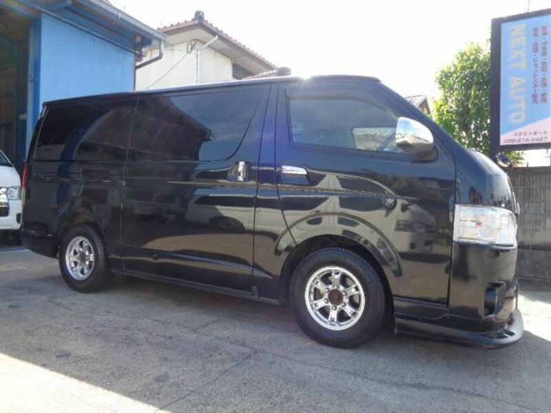 HIACE VAN