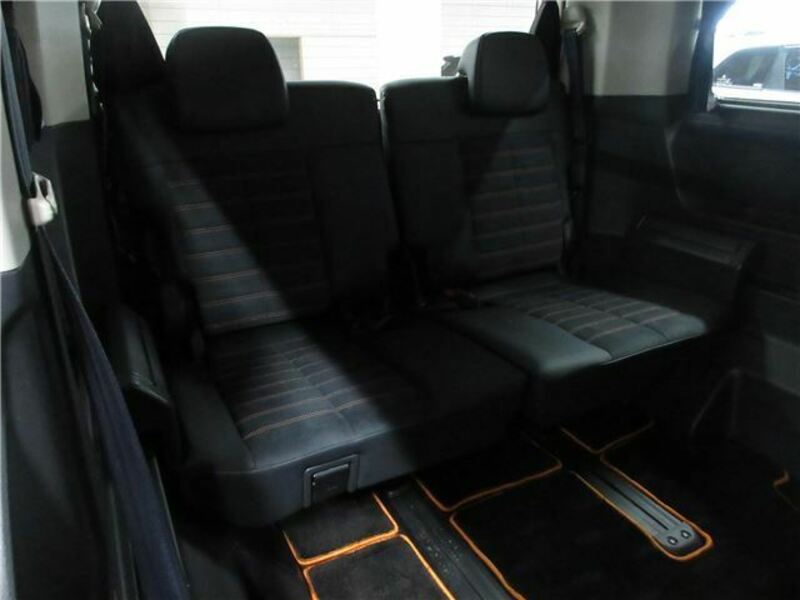 DELICA D5