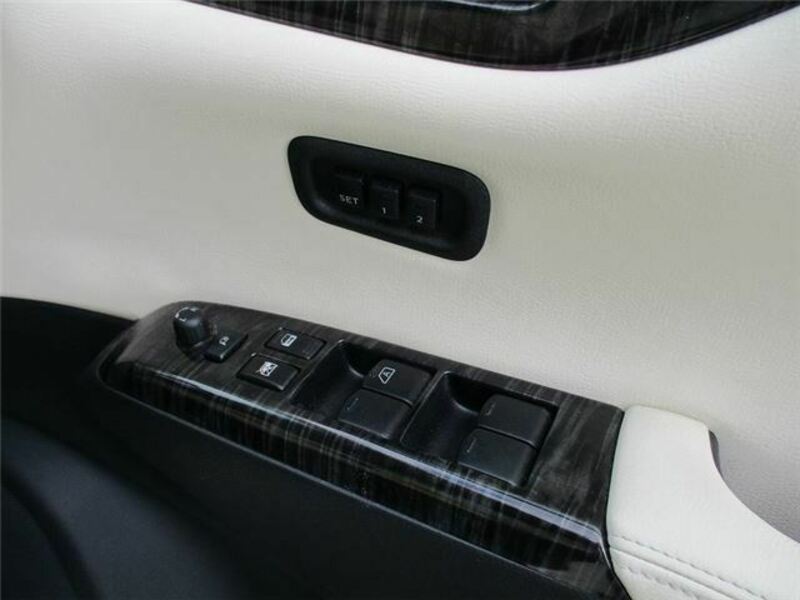 ELGRAND-25