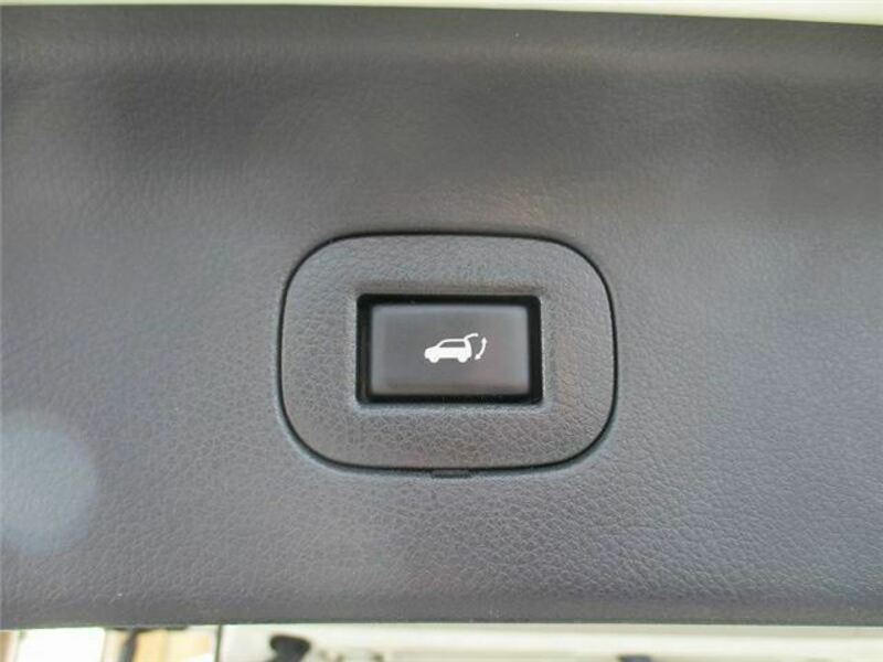 ELGRAND-26