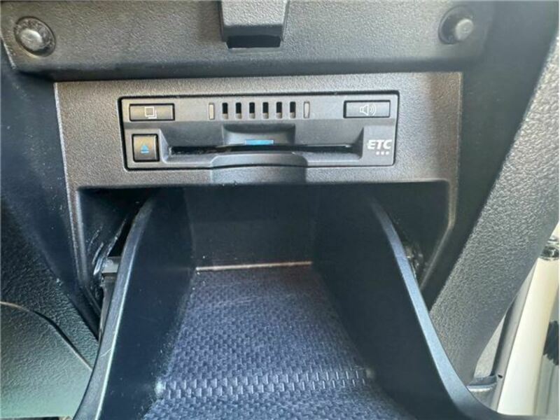 ALPHARD-22