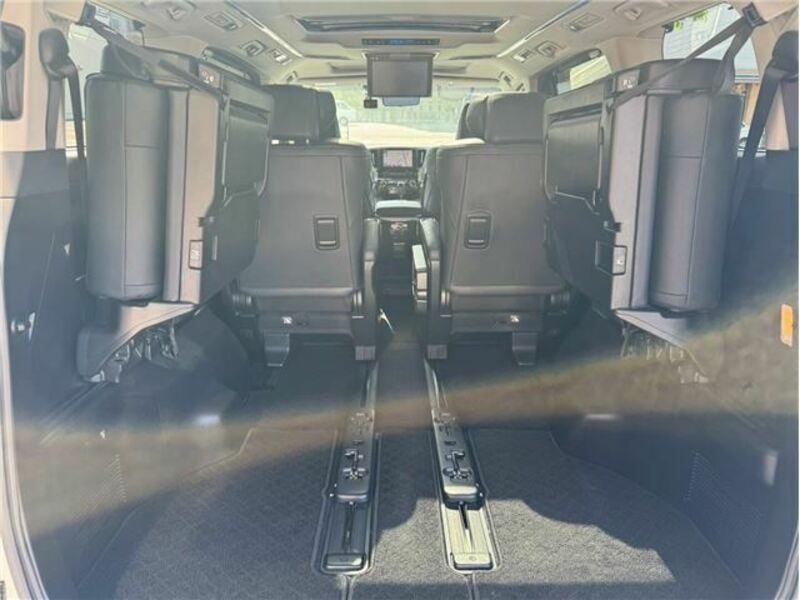 ALPHARD-37