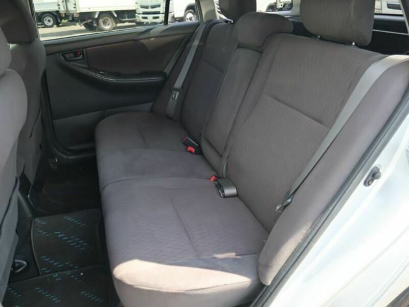 COROLLA FIELDER