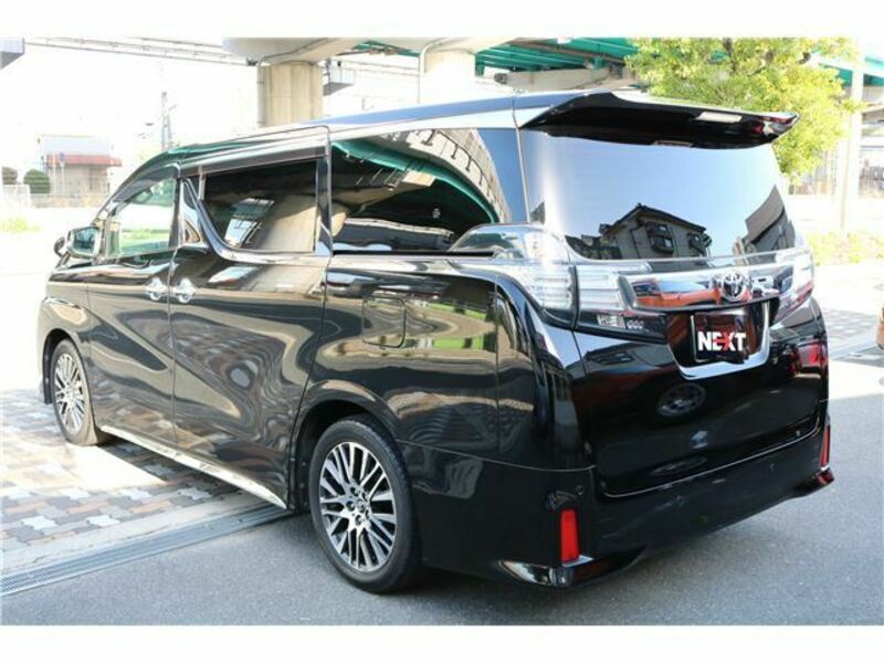 VELLFIRE-4