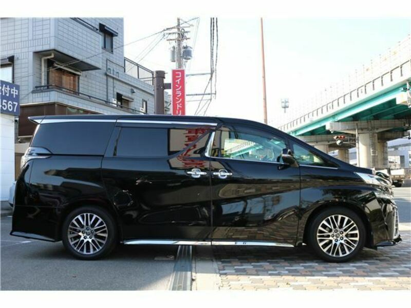 VELLFIRE-5