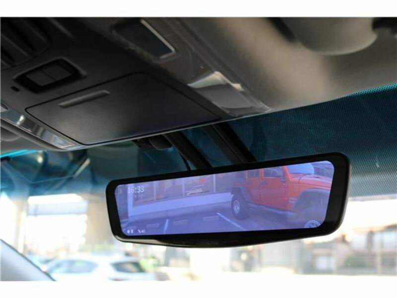 VELLFIRE-17