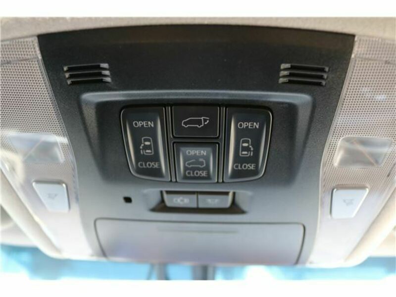 VELLFIRE-18