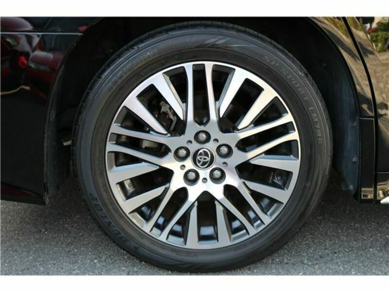 VELLFIRE-20